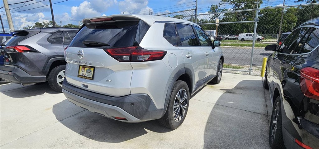 2021 Nissan Rogue - $25,999