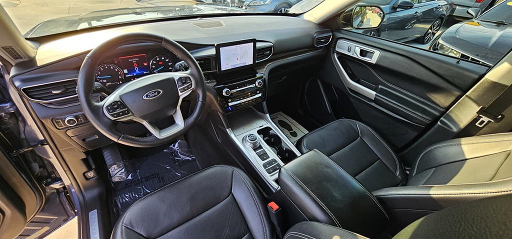 2021 Ford Explorer Limited photo