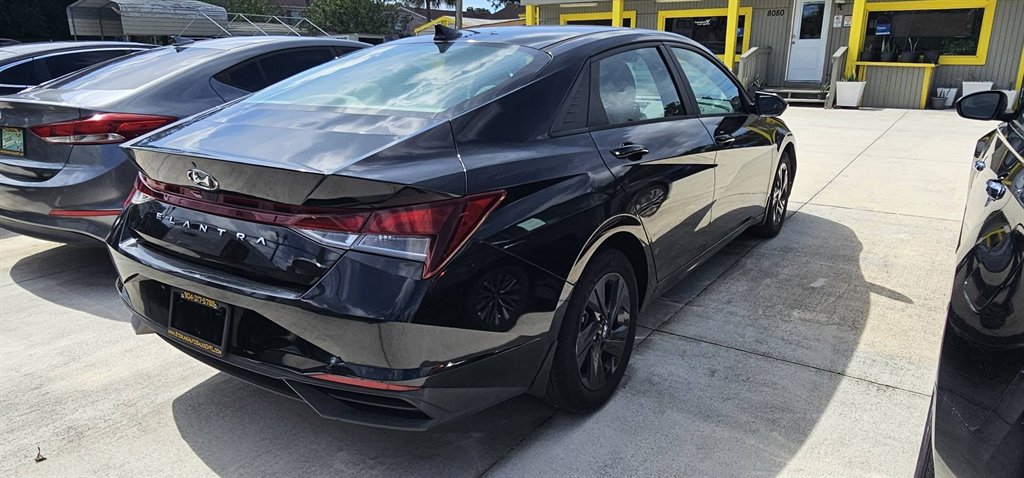 2023 Hyundai Elantra - $26,999