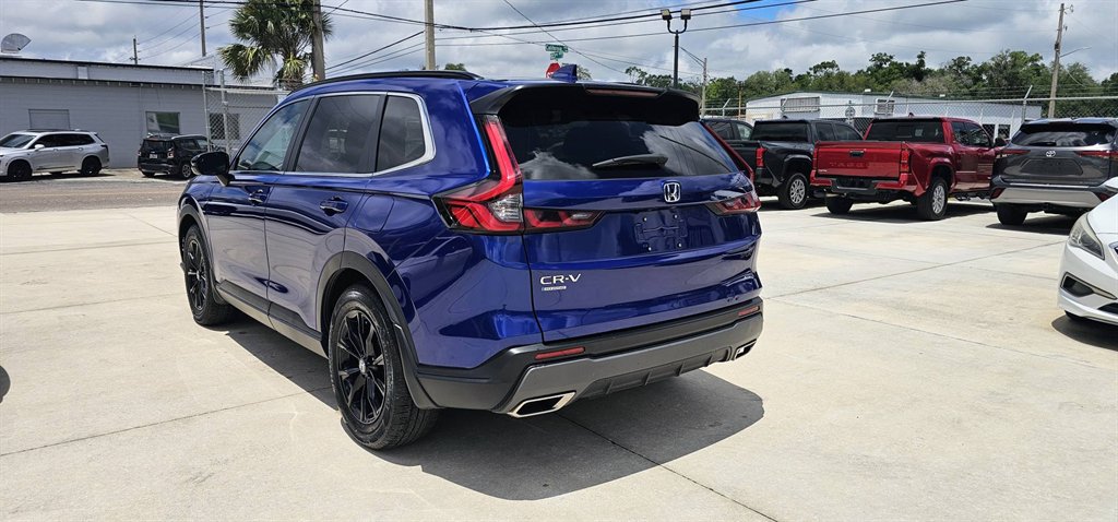 2025 Honda CR-V - $37,999
