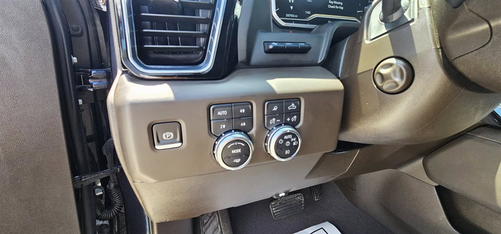 2023 GMC Sierra - $61,999