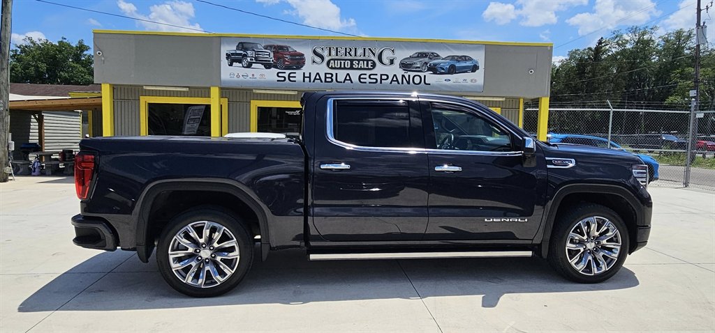2023 GMC Sierra - $61,999
