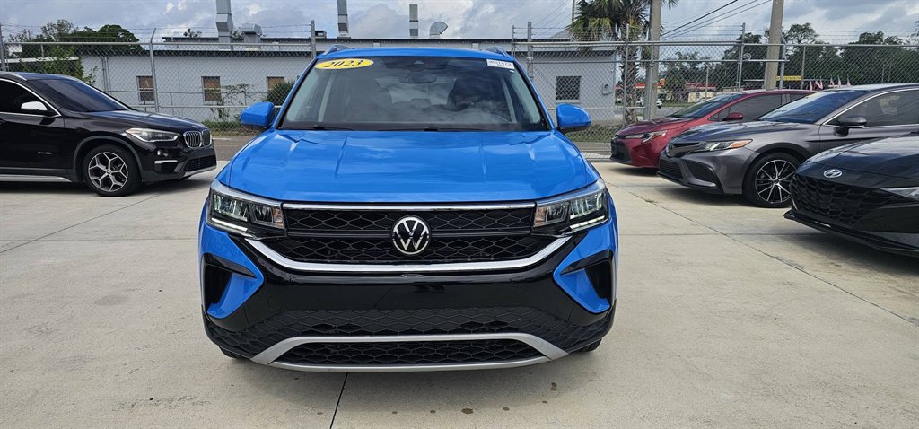 2023 Volkswagen Taos - $25,999