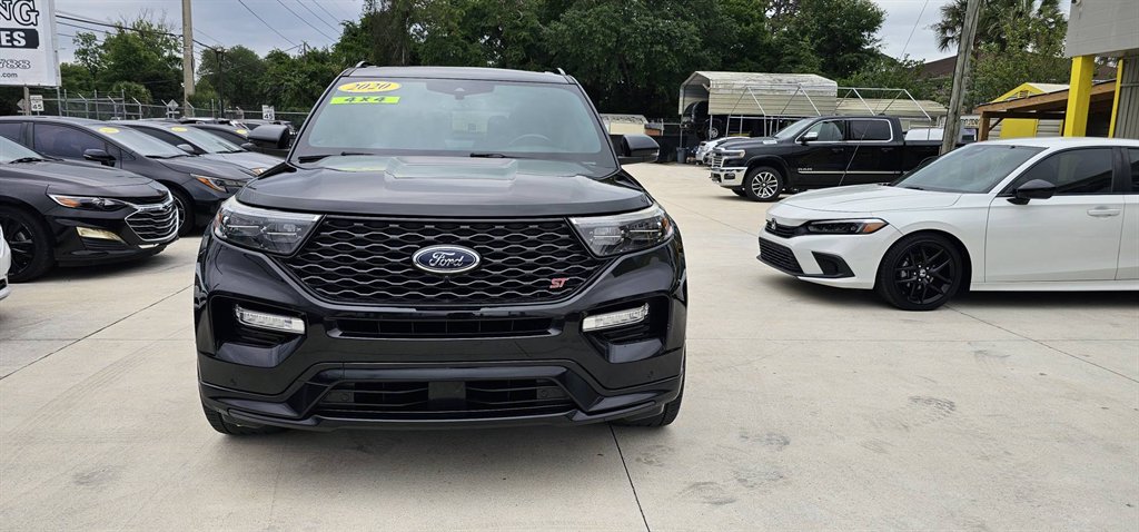 2020 Ford Explorer - $32,999