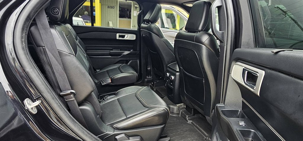 2020 Ford Explorer - $32,999