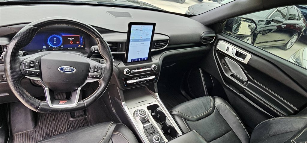 2020 Ford Explorer - $32,999