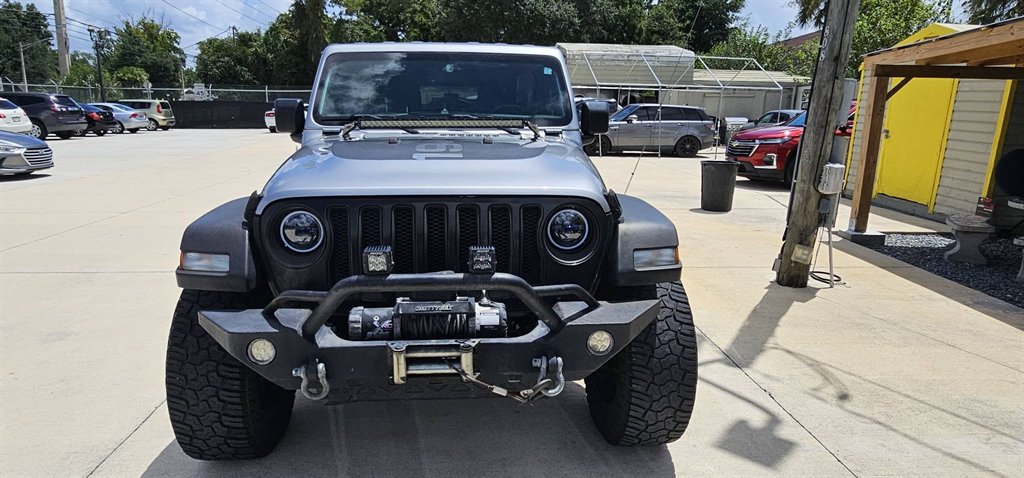 2018 Jeep Wrangler - $23,999