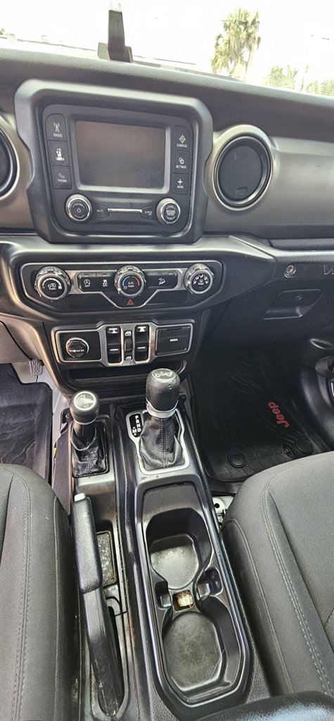 2018 Jeep Wrangler - $23,999