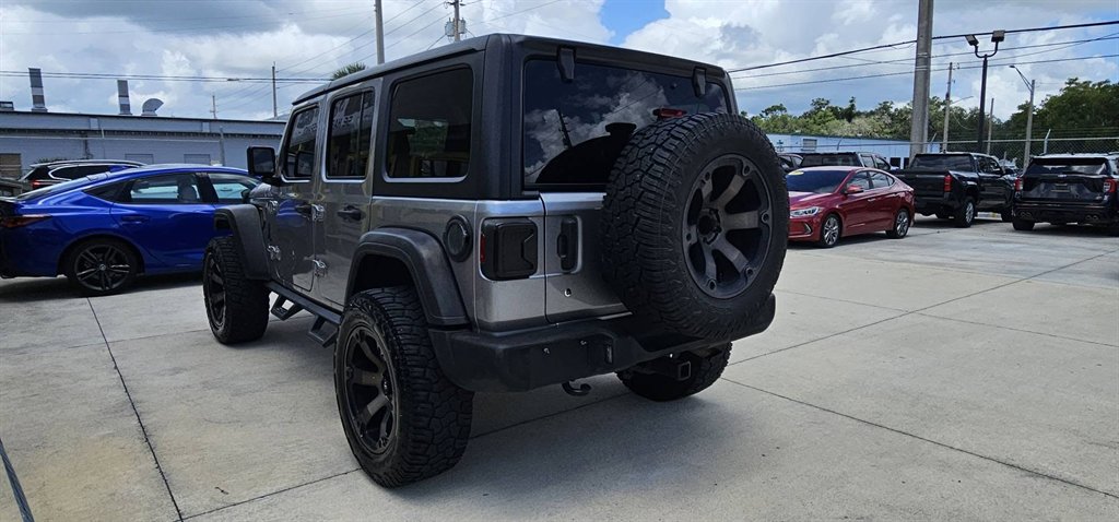 2018 Jeep Wrangler - $23,999