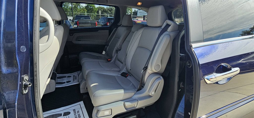 2022 Honda Odyssey - $29,999