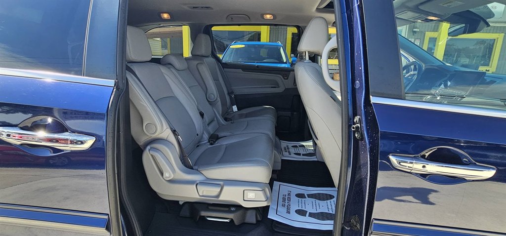 2022 Honda Odyssey - $29,999