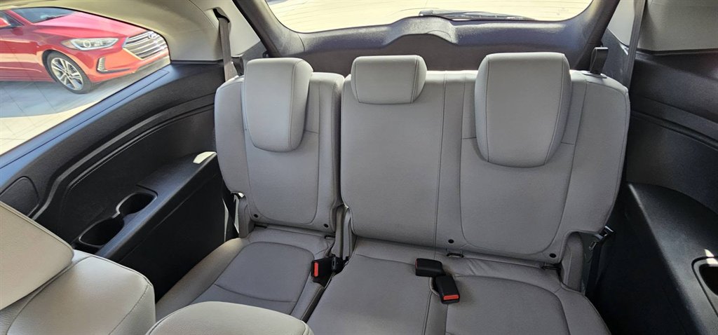2022 Honda Odyssey - $29,999