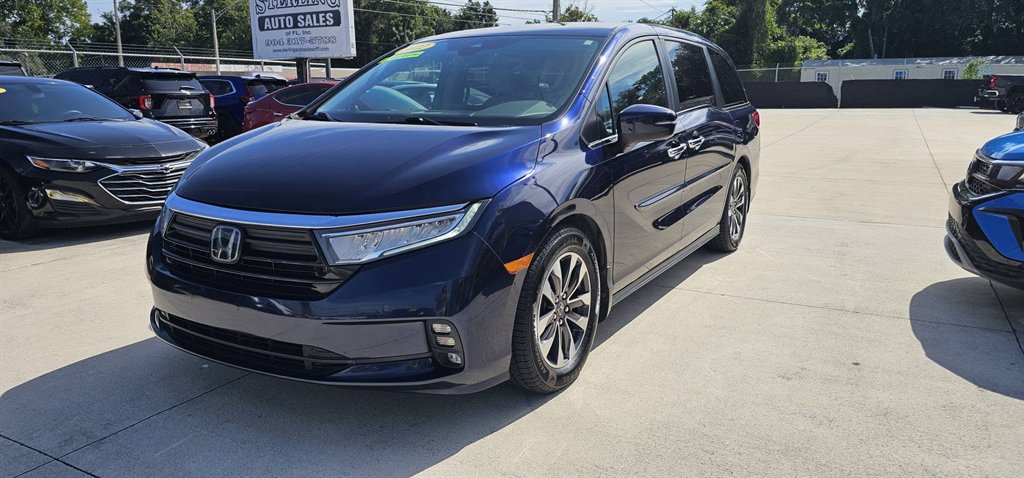 2022 Honda Odyssey - $29,999