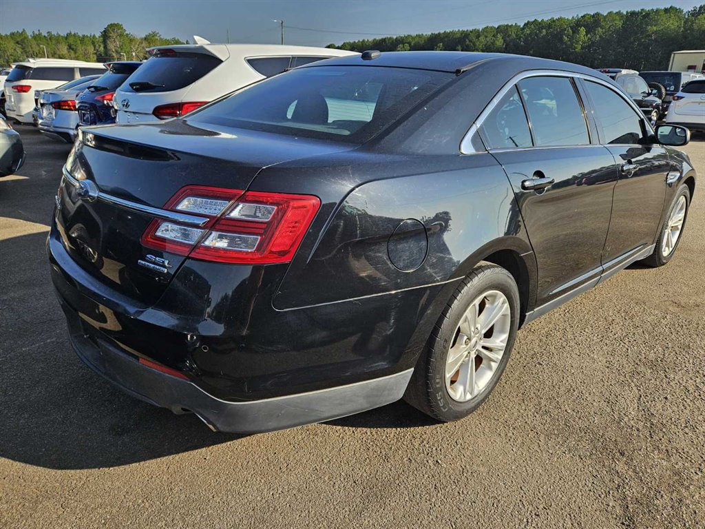 2017 Ford Taurus