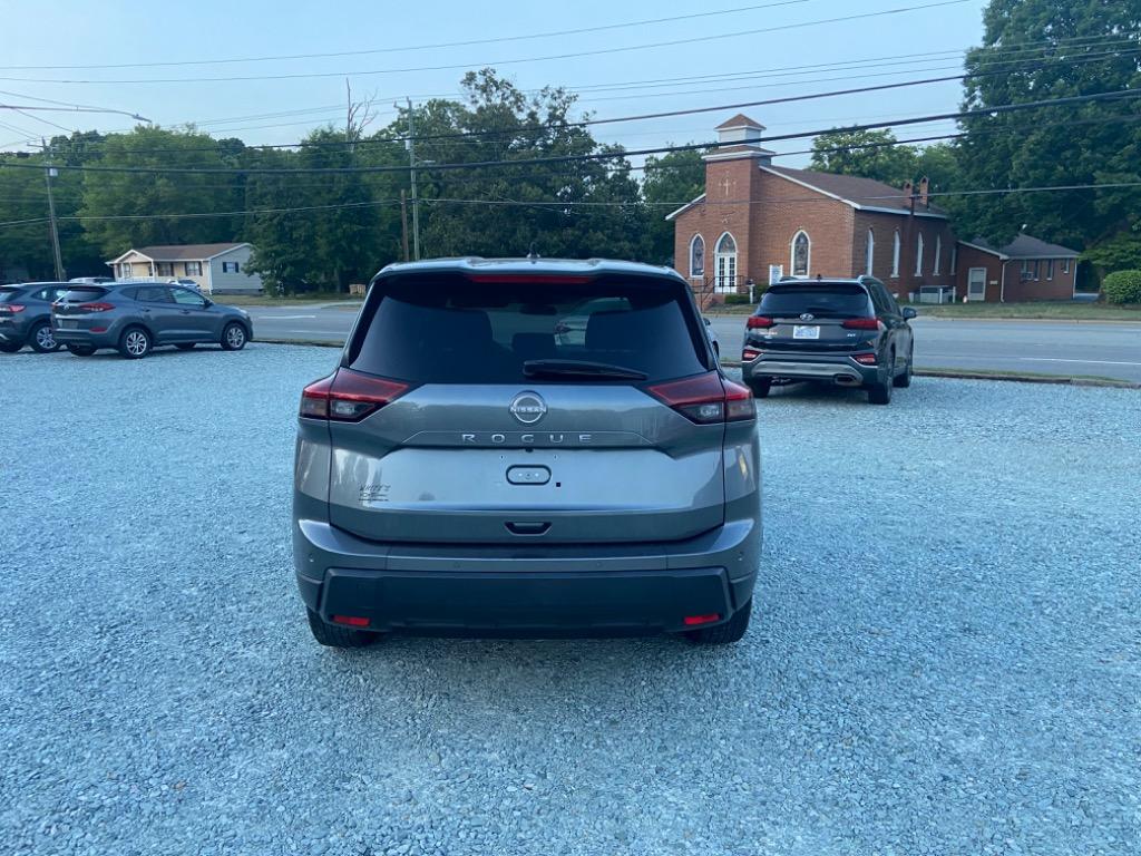 2024 Nissan Rogue - $20,995