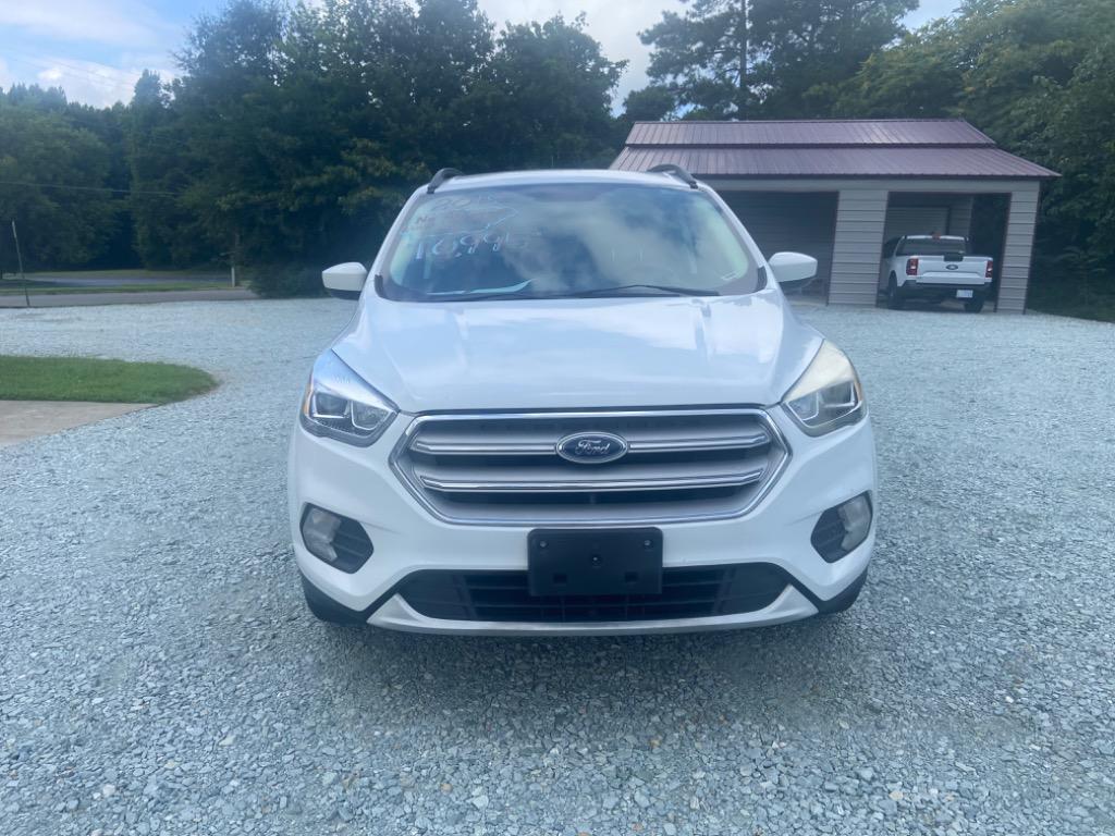 2019 Ford Escape - $10,995