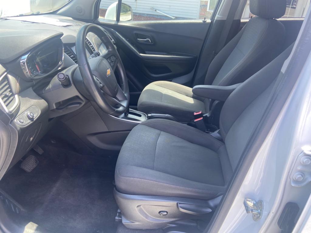 2020 Chevrolet Trax - $11,995
