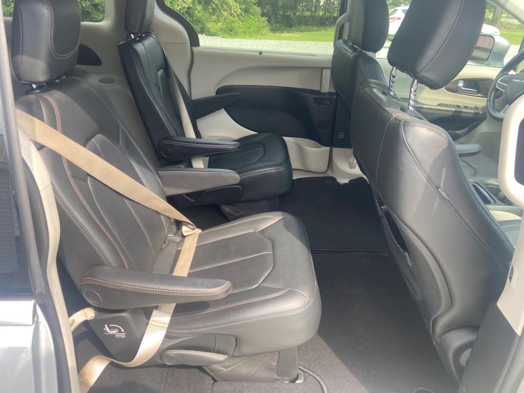2019 Chrysler Pacifica - $14,995