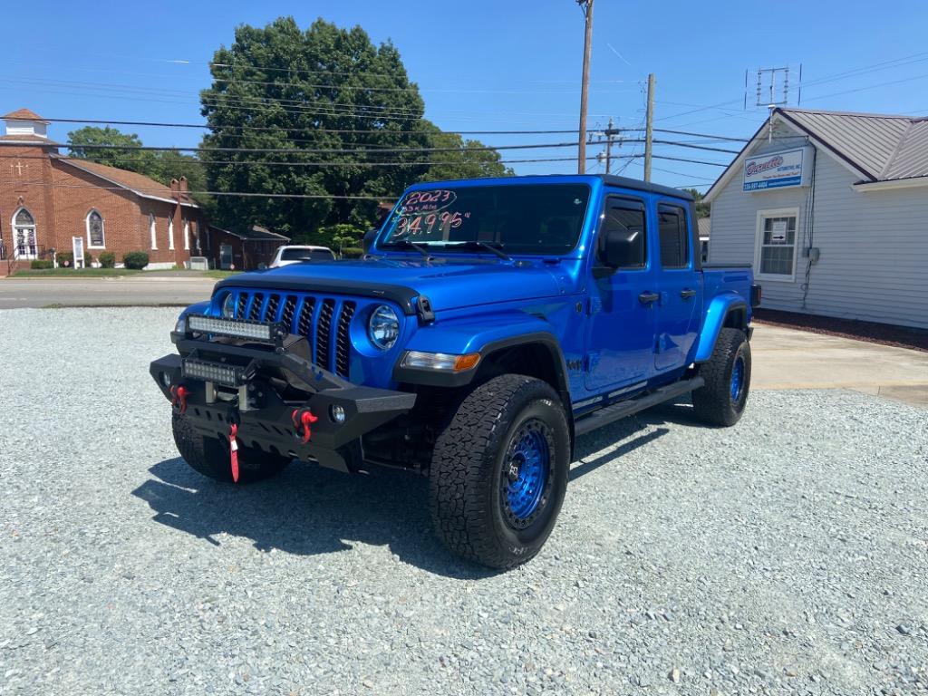 2023 Jeep Gladiator - $34,995