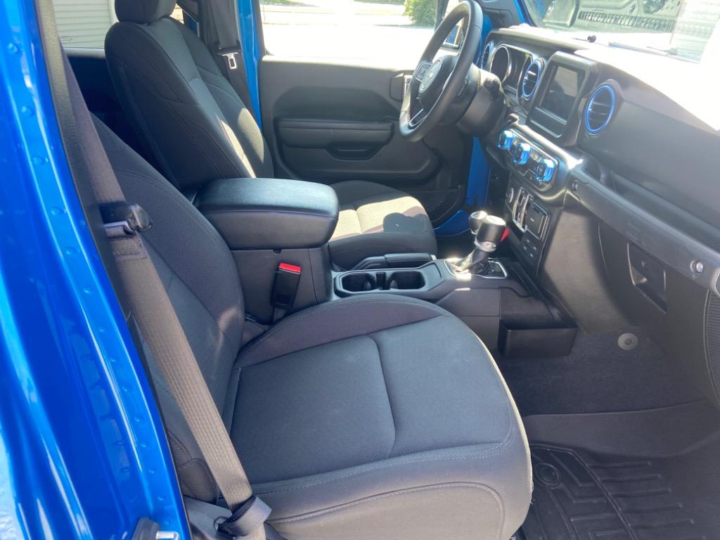 2023 Jeep Gladiator - $34,995