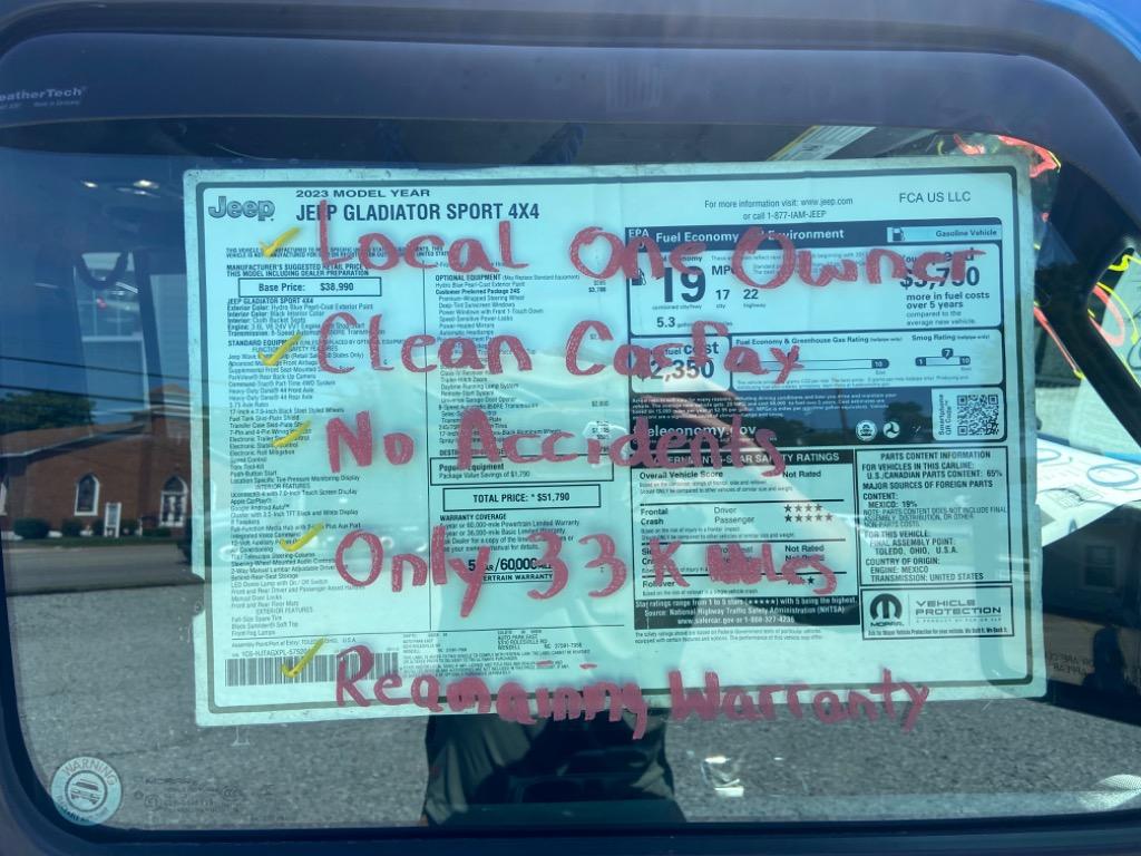 2023 Jeep Gladiator - $34,995