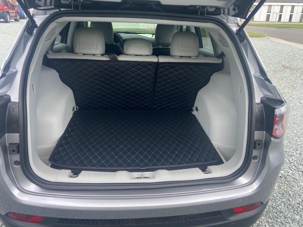 2019 Jeep Compass - $9,995