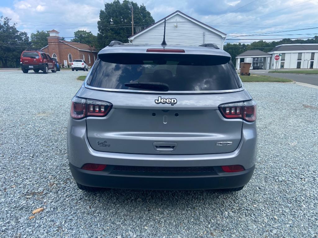2019 Jeep Compass - $9,995