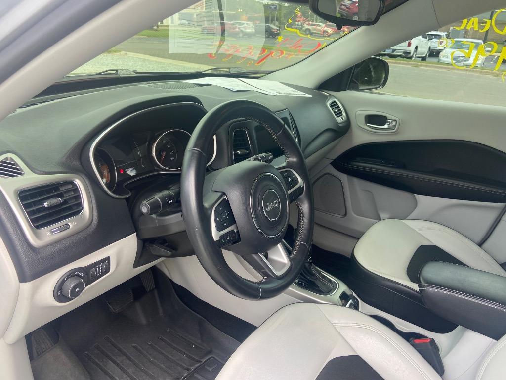 2019 Jeep Compass - $9,995
