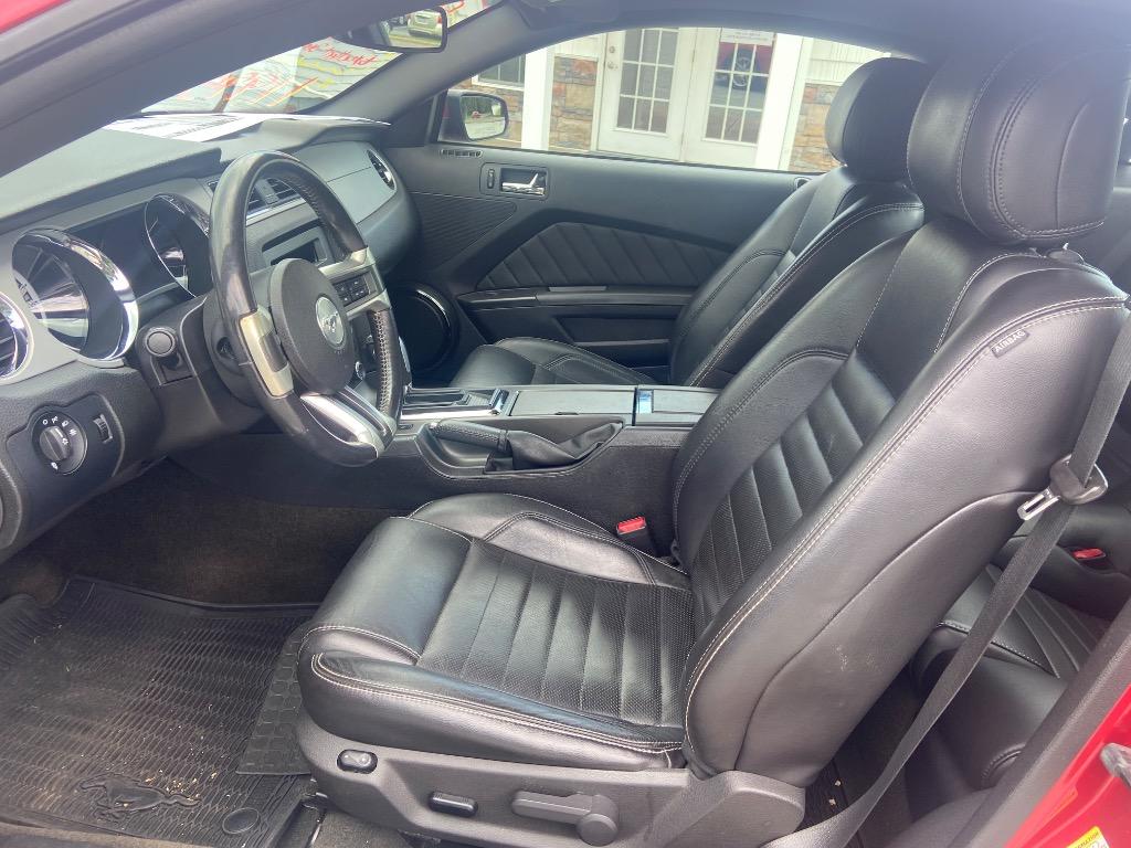 2013 Ford Mustang - $11,995
