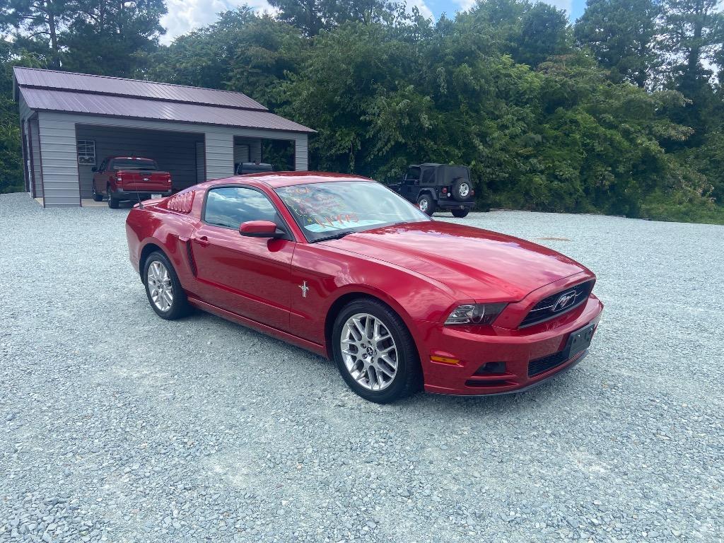 2013 Ford Mustang - $11,995