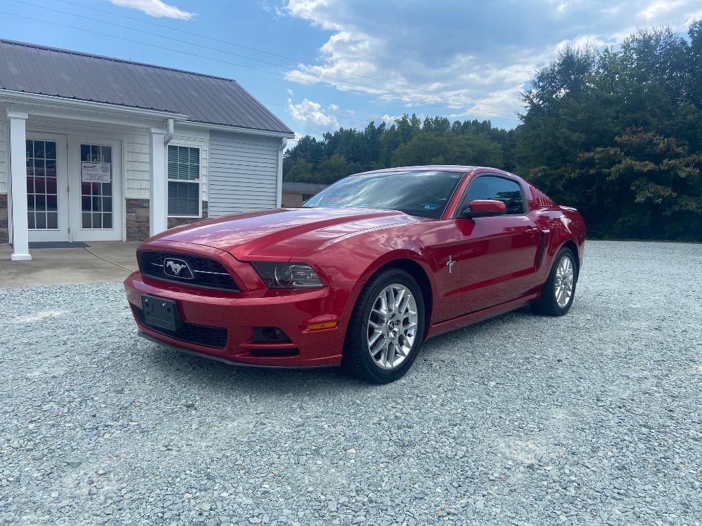 2013 Ford Mustang - $11,995