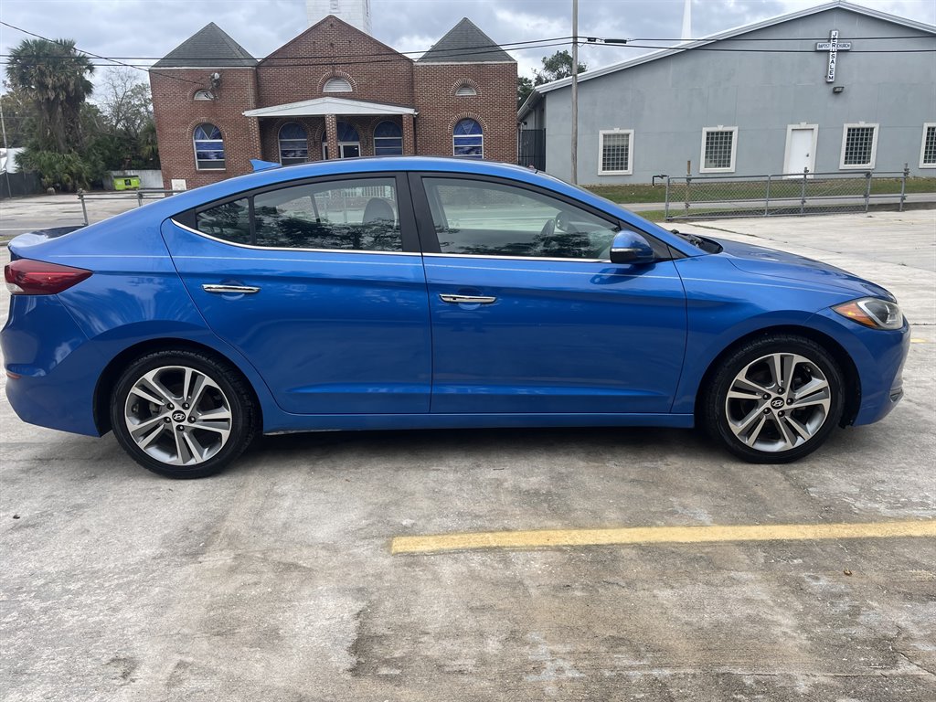 2017 Hyundai Elantra Limited photo