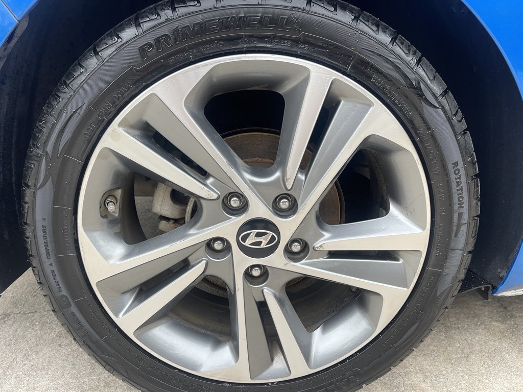 2017 Hyundai Elantra Limited photo