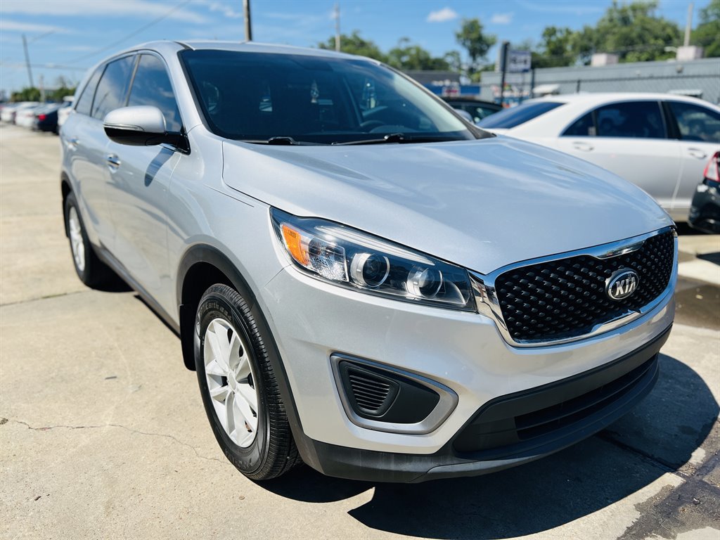2016 Kia Sorento LX photo