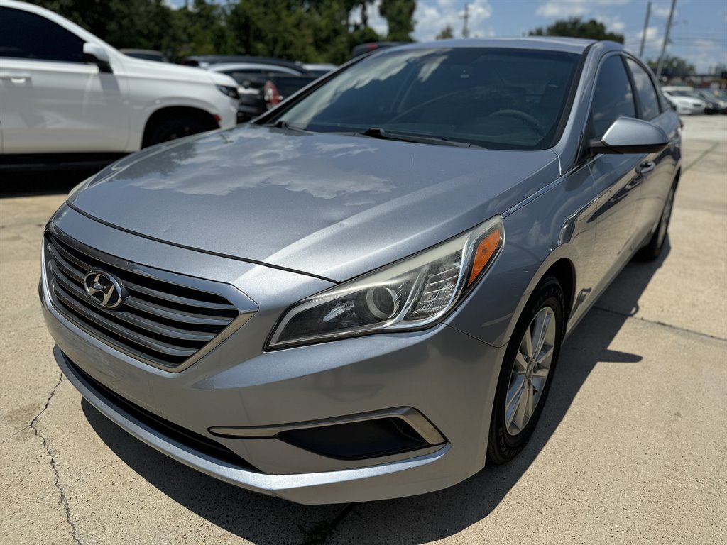 2017 Hyundai Sonata - $7,990