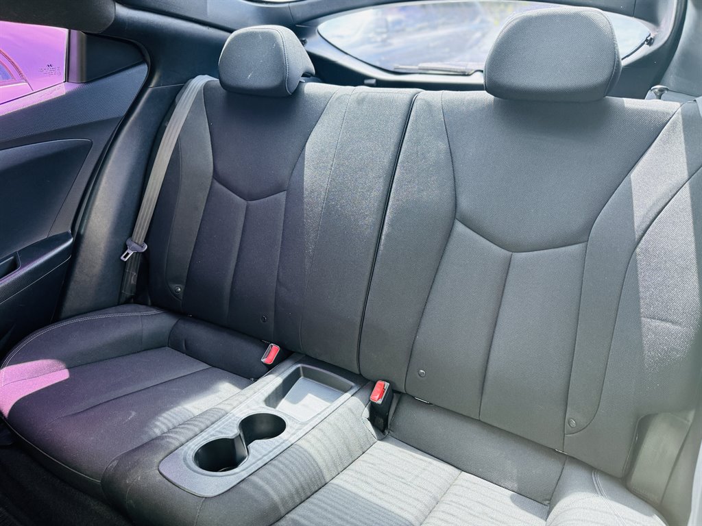2017 Hyundai Veloster Value Edition photo