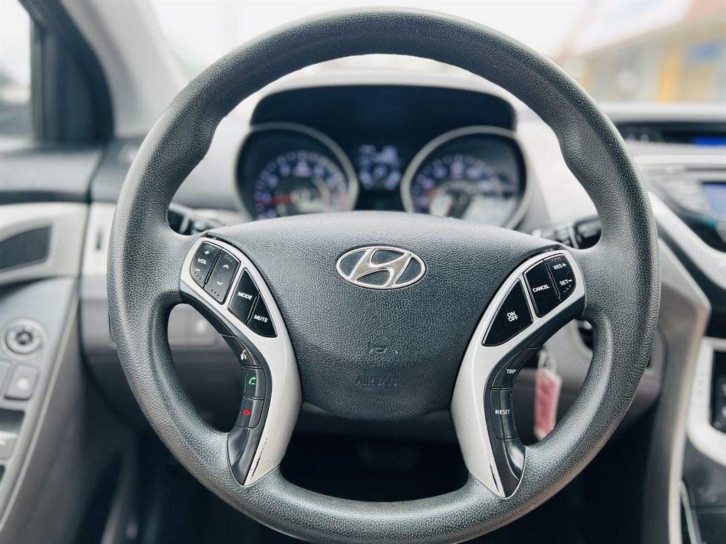 2016 Hyundai Elantra - $6,990