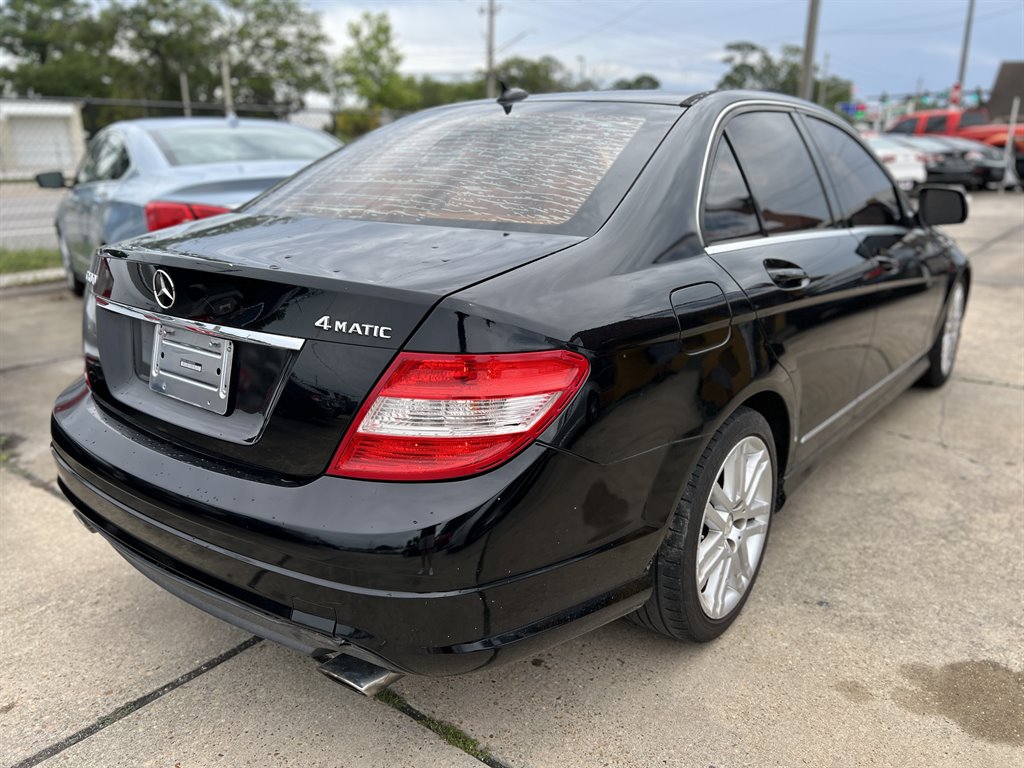 2009 Mercedes-Benz C-Class - $4,550