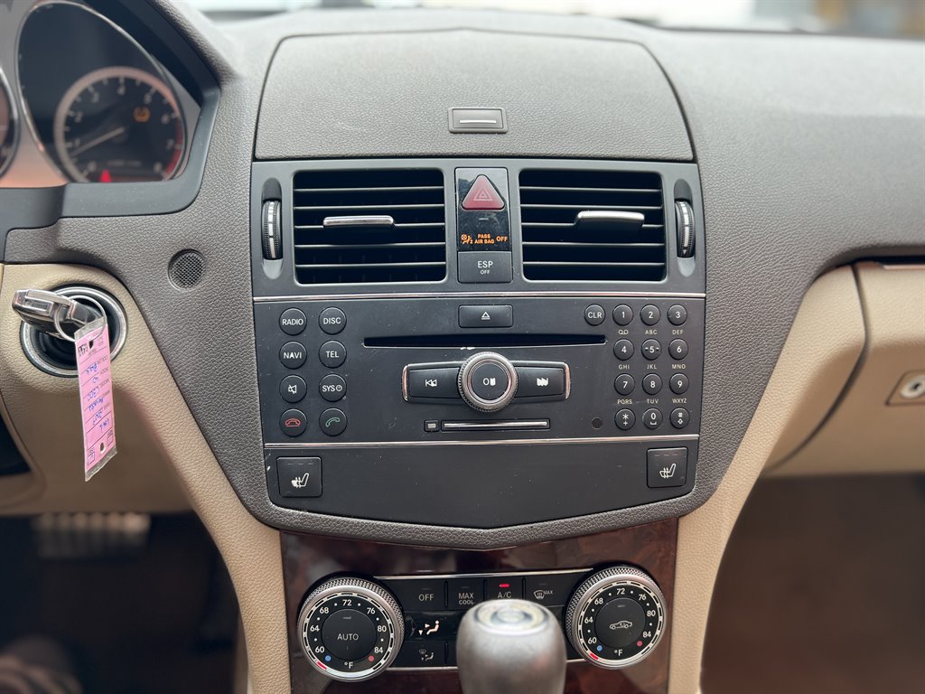 2009 Mercedes-Benz C-Class - $4,550