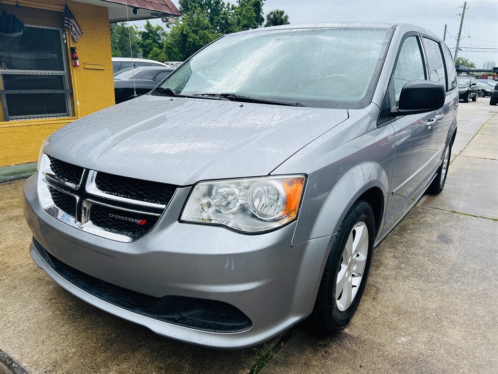 2016 Dodge Grand Caravan - $5,990