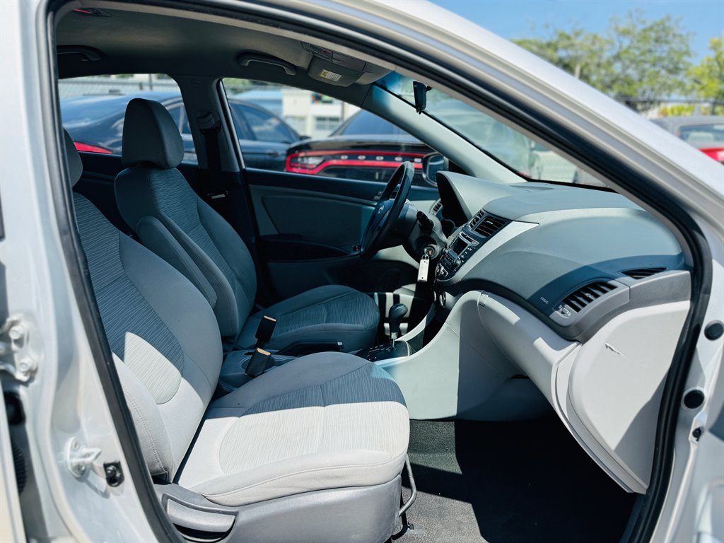 2016 Hyundai Accent - $9,900