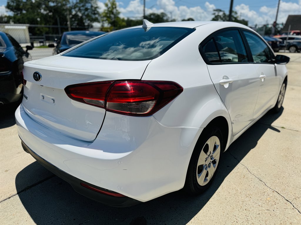 2017 Kia Forte - $10,499