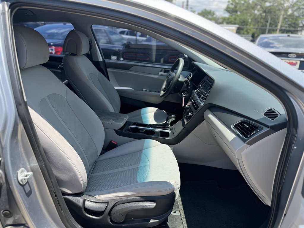 2015 Hyundai Sonata - $7,990