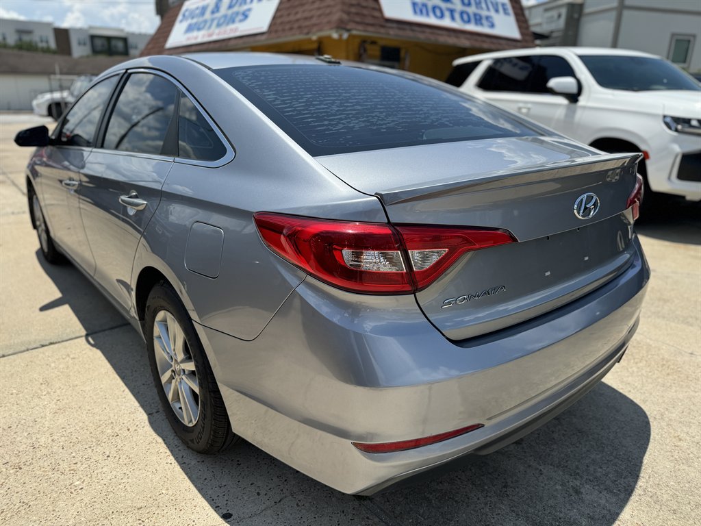 2015 Hyundai Sonata - $7,990