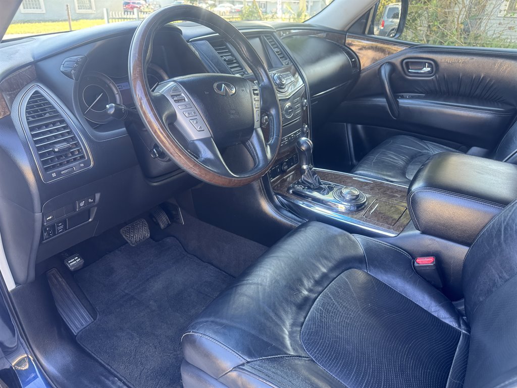 2015 Infiniti QX80 photo