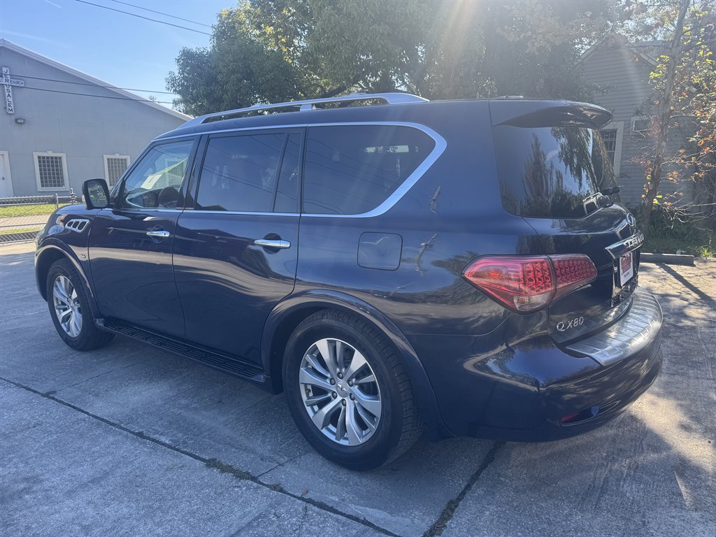 2015 Infiniti QX80 photo