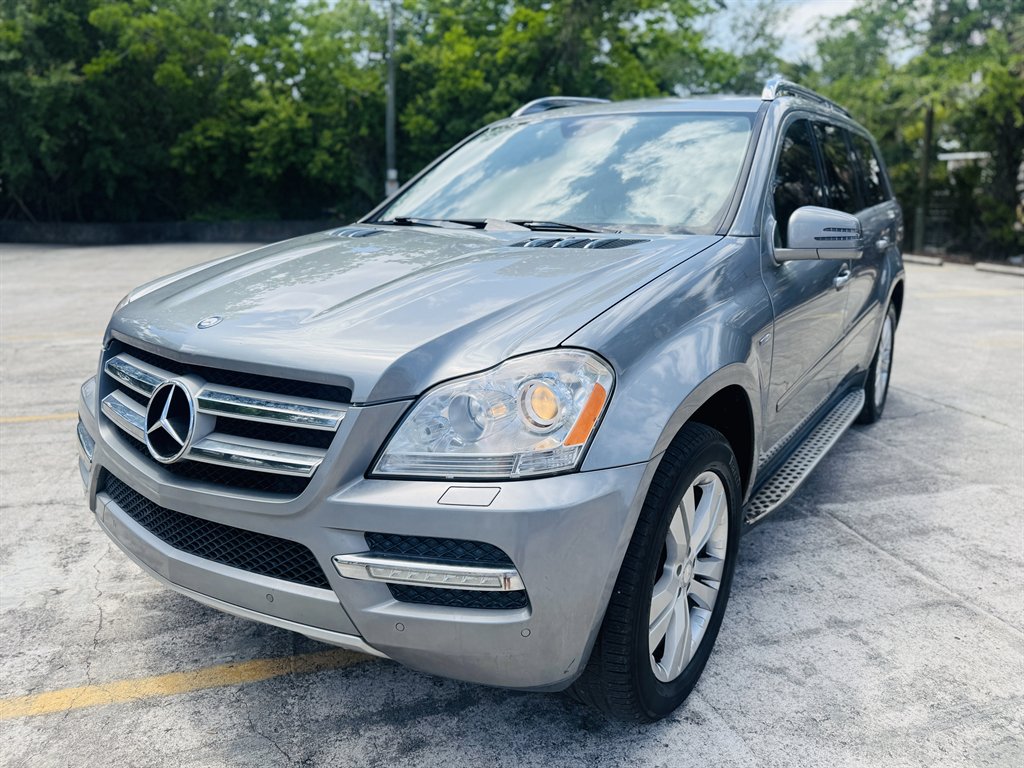 2012 Mercedes-Benz GL-Class - $11,990