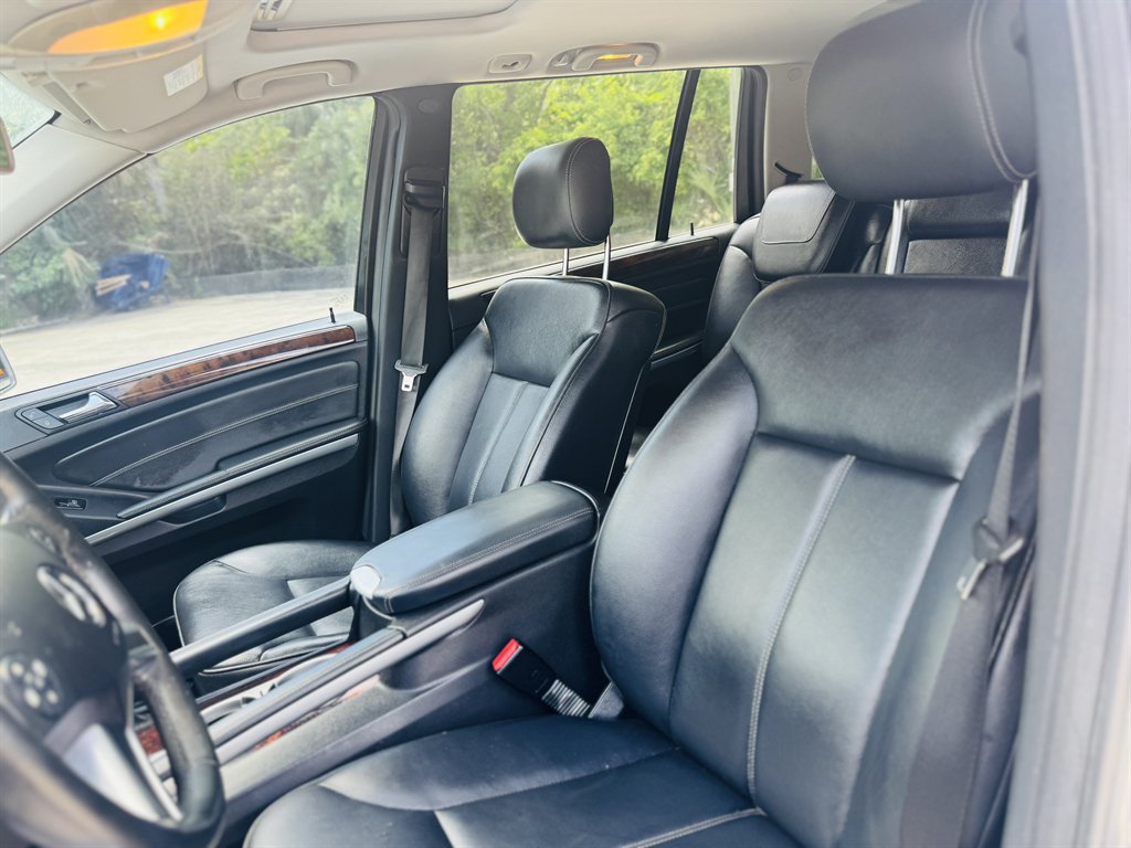2012 Mercedes-Benz GL-Class - $11,990