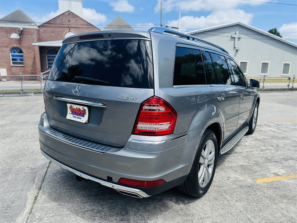 2012 Mercedes-Benz GL-Class - $11,990