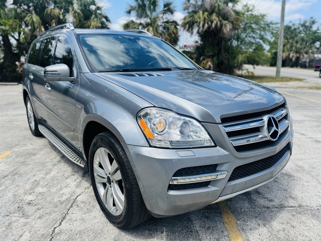 2012 Mercedes-Benz GL-Class - $11,990